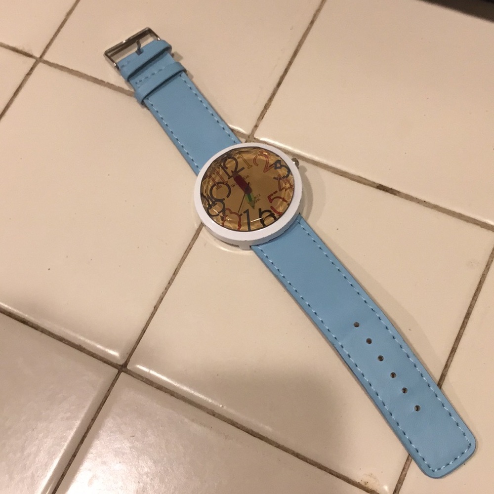 WoMaGe watches with pretty decor